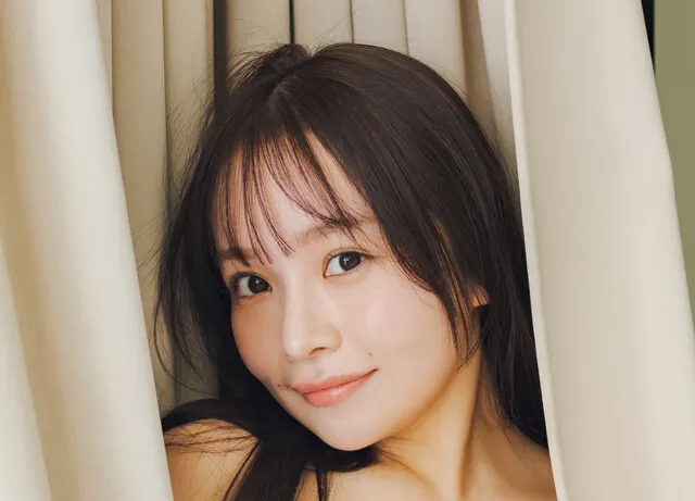 Miku Oshima (大嶋みく) in Weekly Playboy No. 38