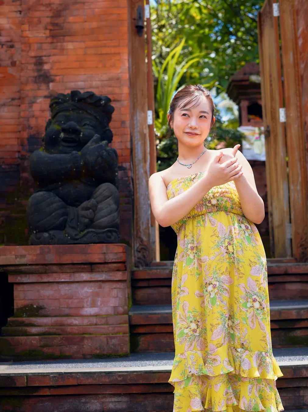 Nagisa Sano (佐野なぎさ) 1st Photobook: Nagisa’s Firsts