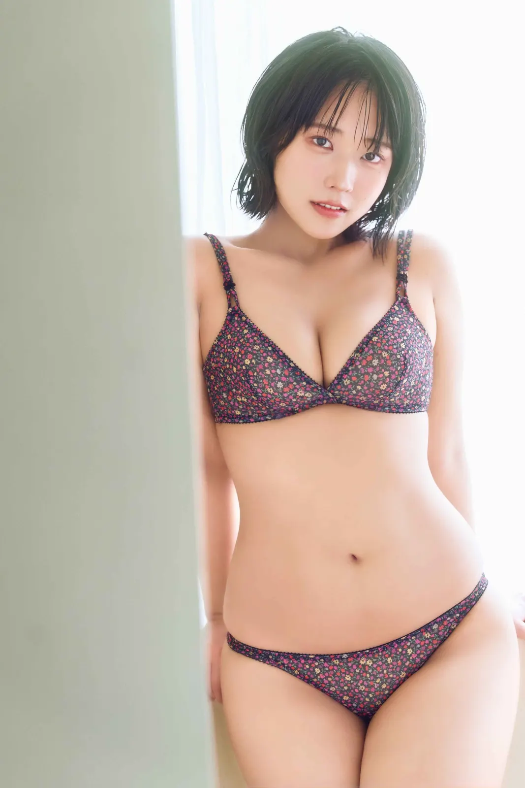 Kankitsu Metal (柑橘めたる) in Young Animal Web gravure