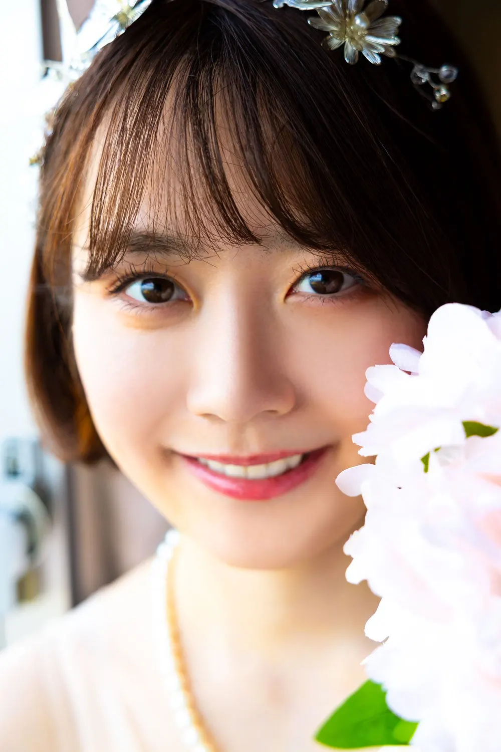Sakura Miura’s Long-Awaited Photo Exhibition "Mizuuranahi" Opens at Shibuya’s Gallery LE DECO on February 17