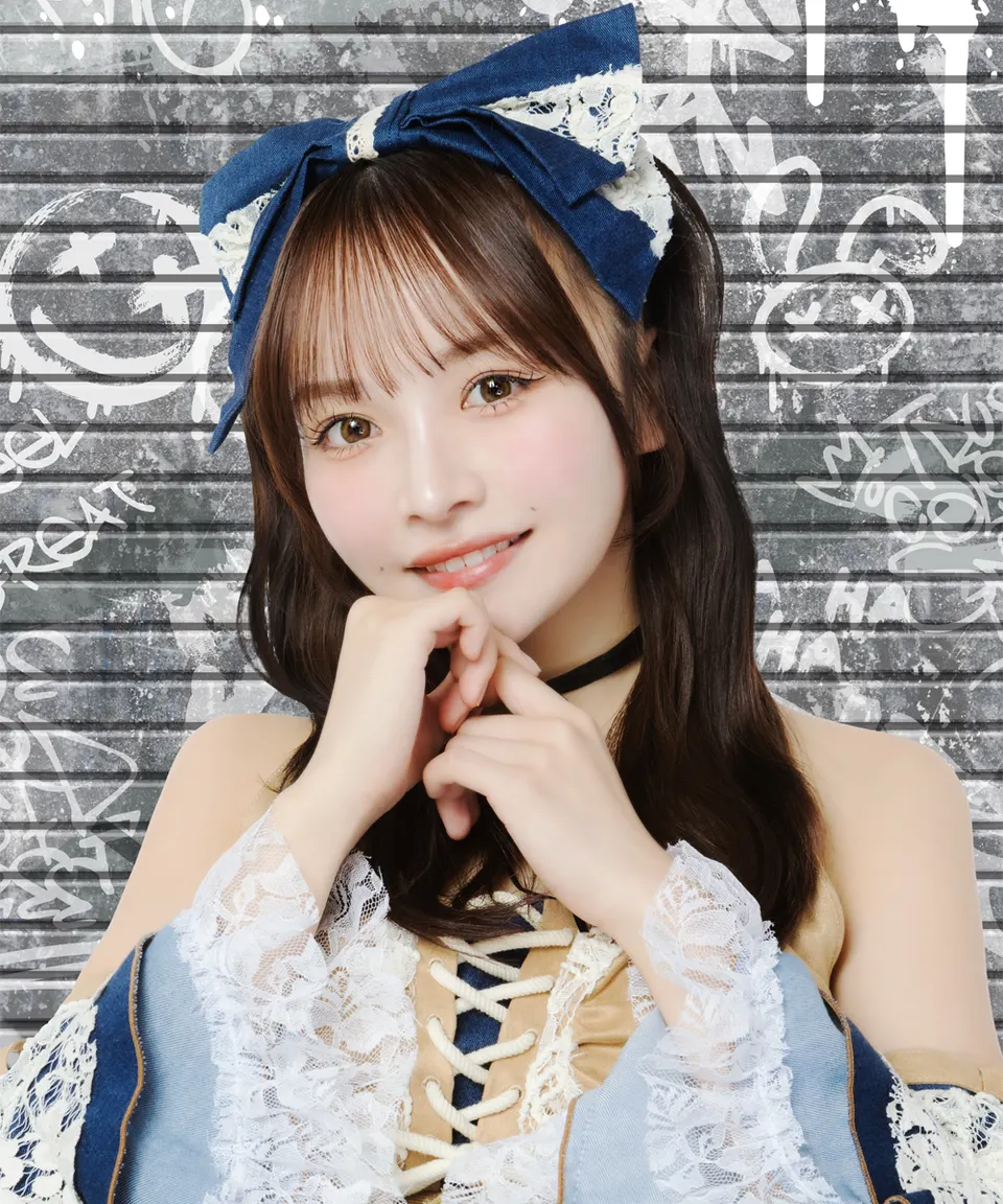 Miku Oshima (大嶋みく) official BOCCHI profile portrait